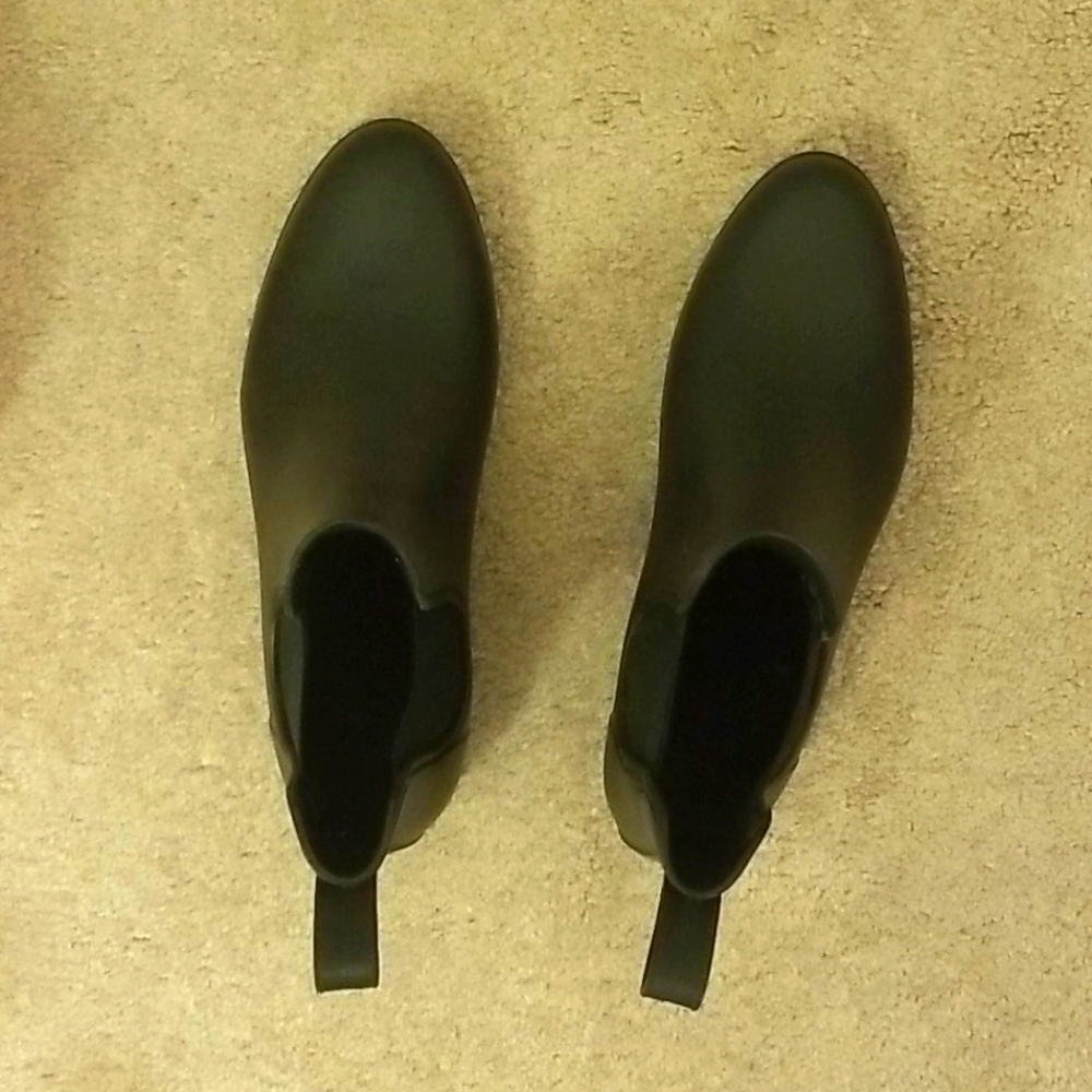 Chelsea rain boots